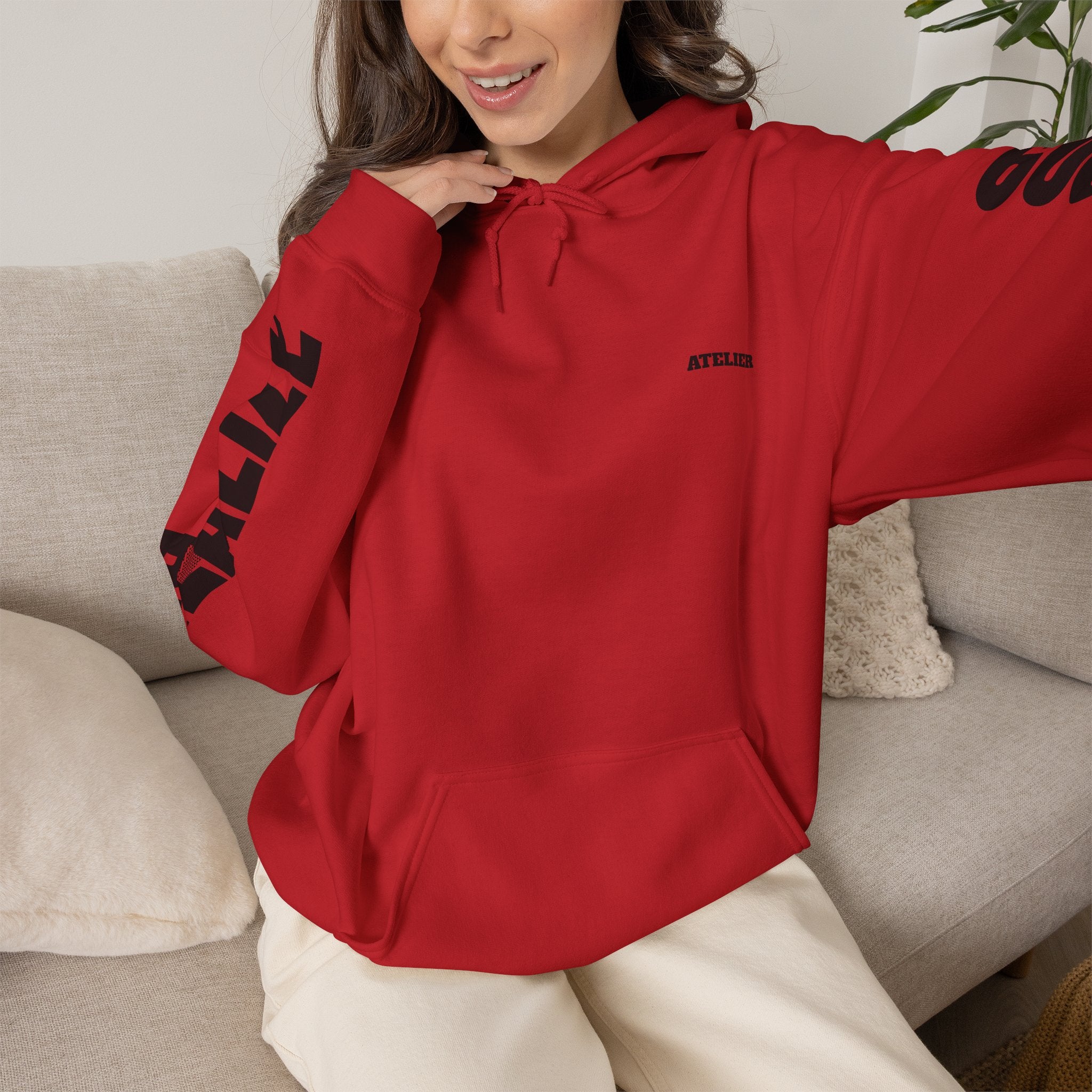 Atelier Retro Streetwear Hoodie
